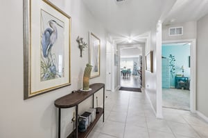 Henin Cir-S0309-007.jpg