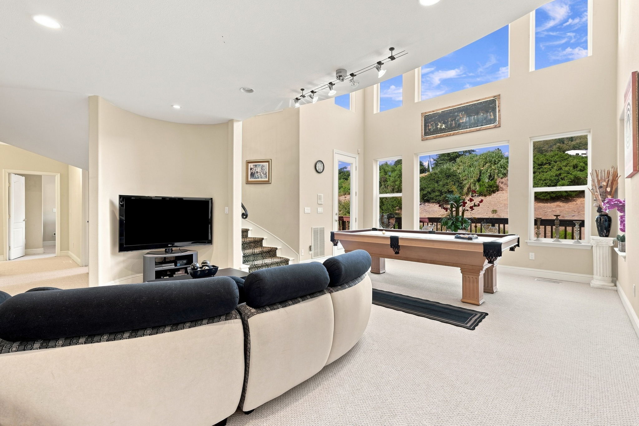 025_F8_1769 Carmel Ct