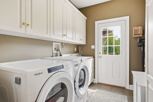 Photo 35