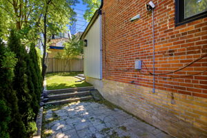  Photo 47