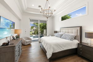 Primary Bedroom with lanai access