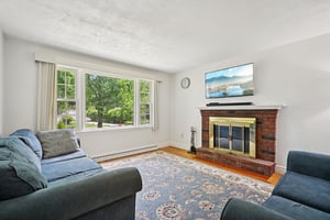 High St-L0606-004.jpg