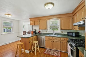 High St-L0606-009.jpg
