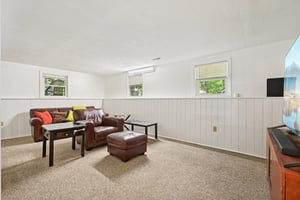 High St-L0606-014.jpg