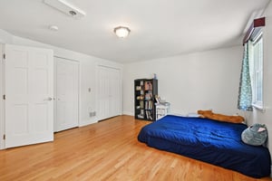 High St-L0606-029.jpg