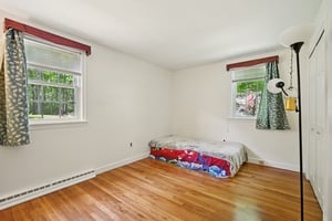 High St-L0606-035.jpg