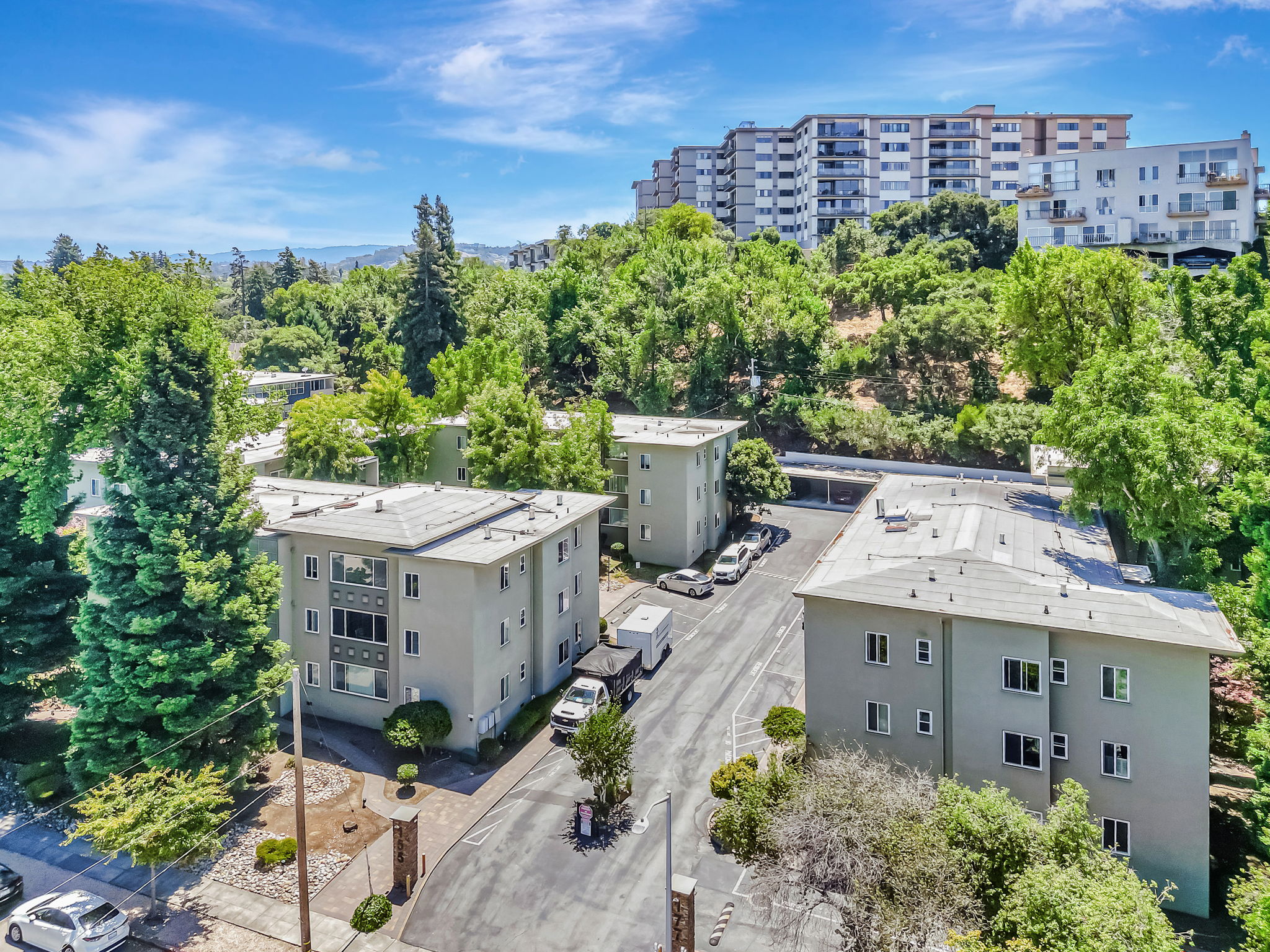 002_AERIAL_ 177 N El Camino Real