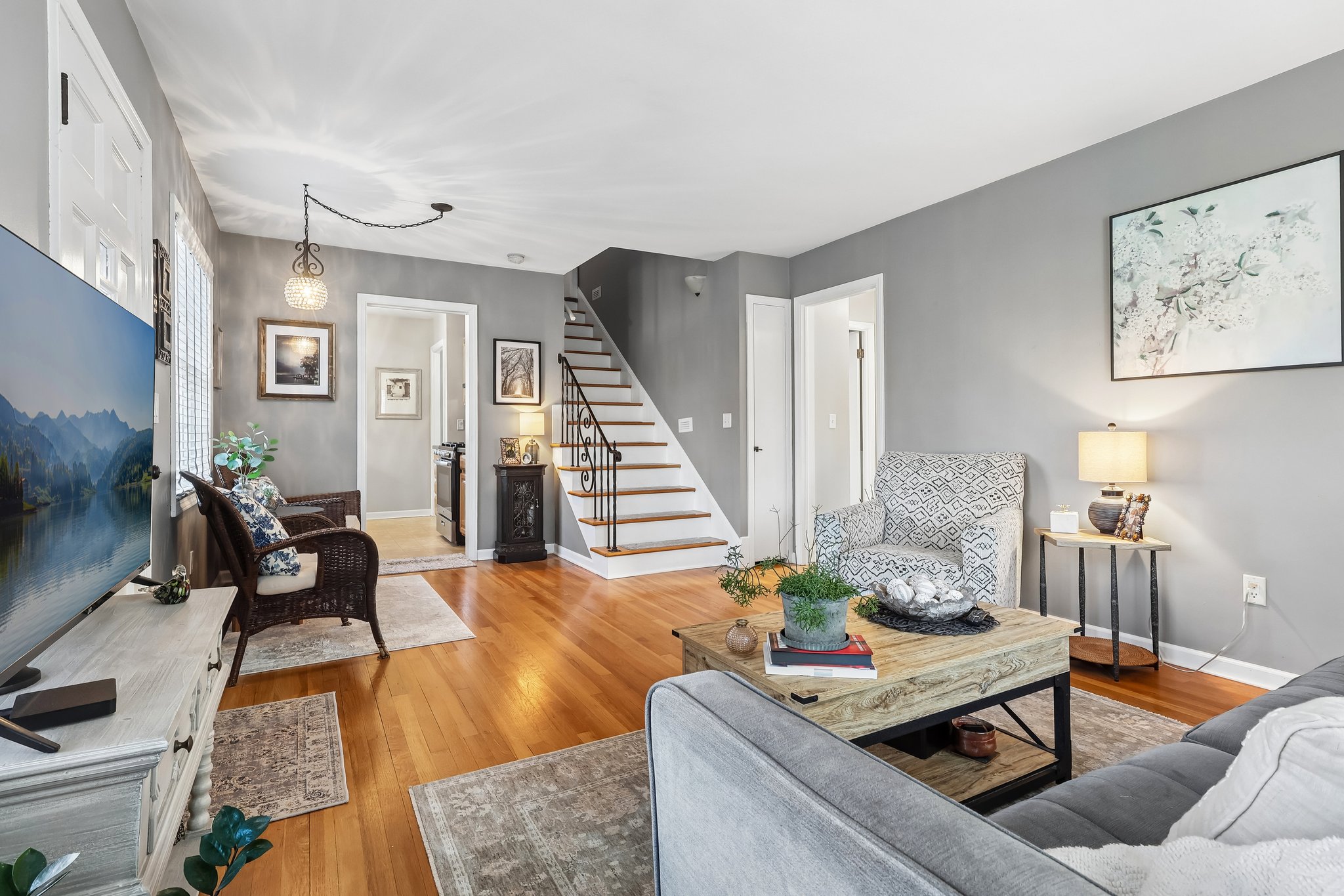 Parkwood Ave-S2909-005.jpg