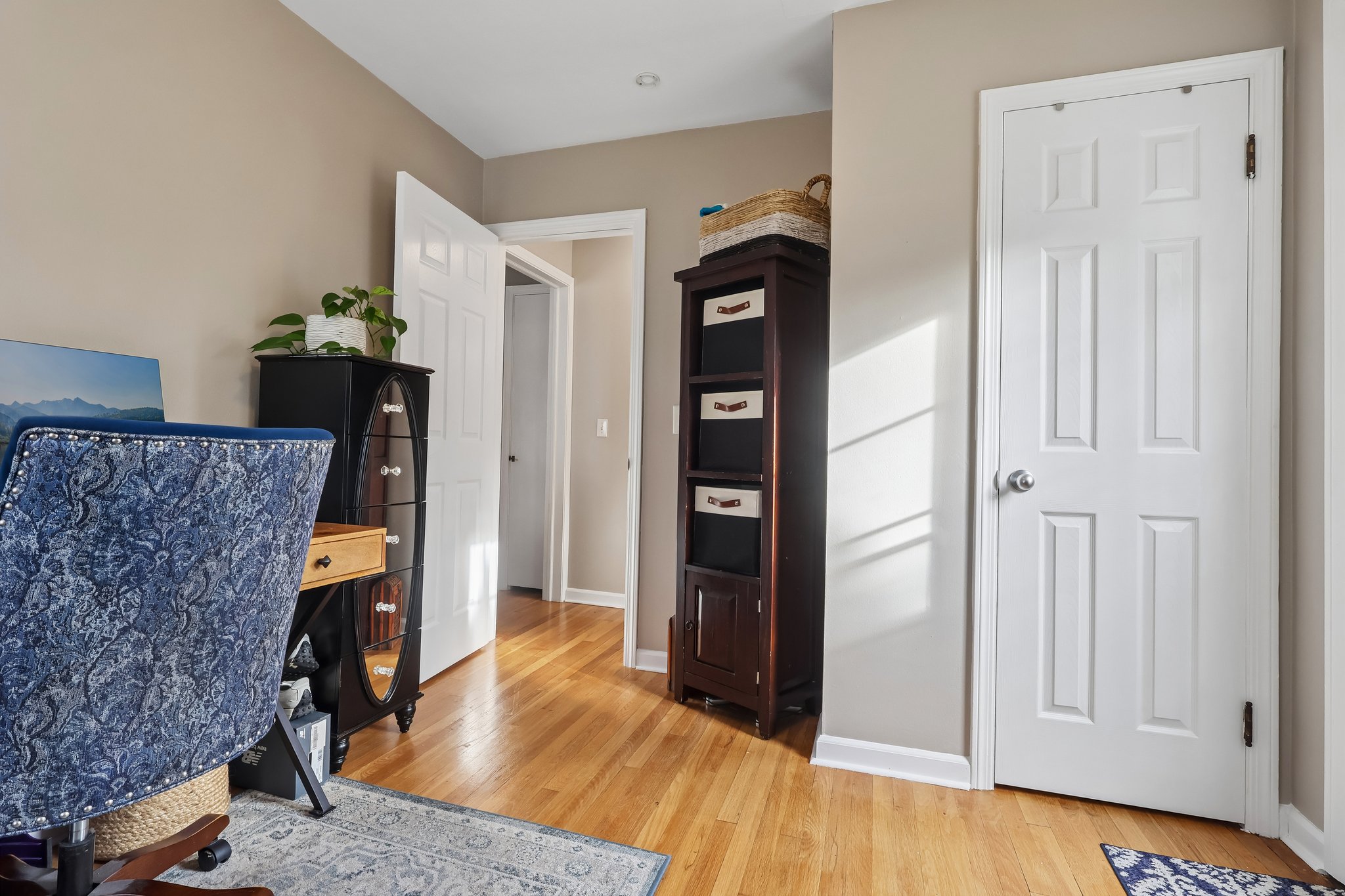 Parkwood Ave-S2909-014.jpg