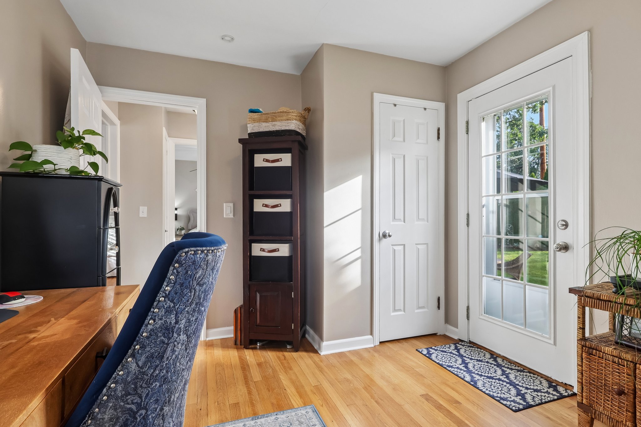 Parkwood Ave-S2909-015.jpg