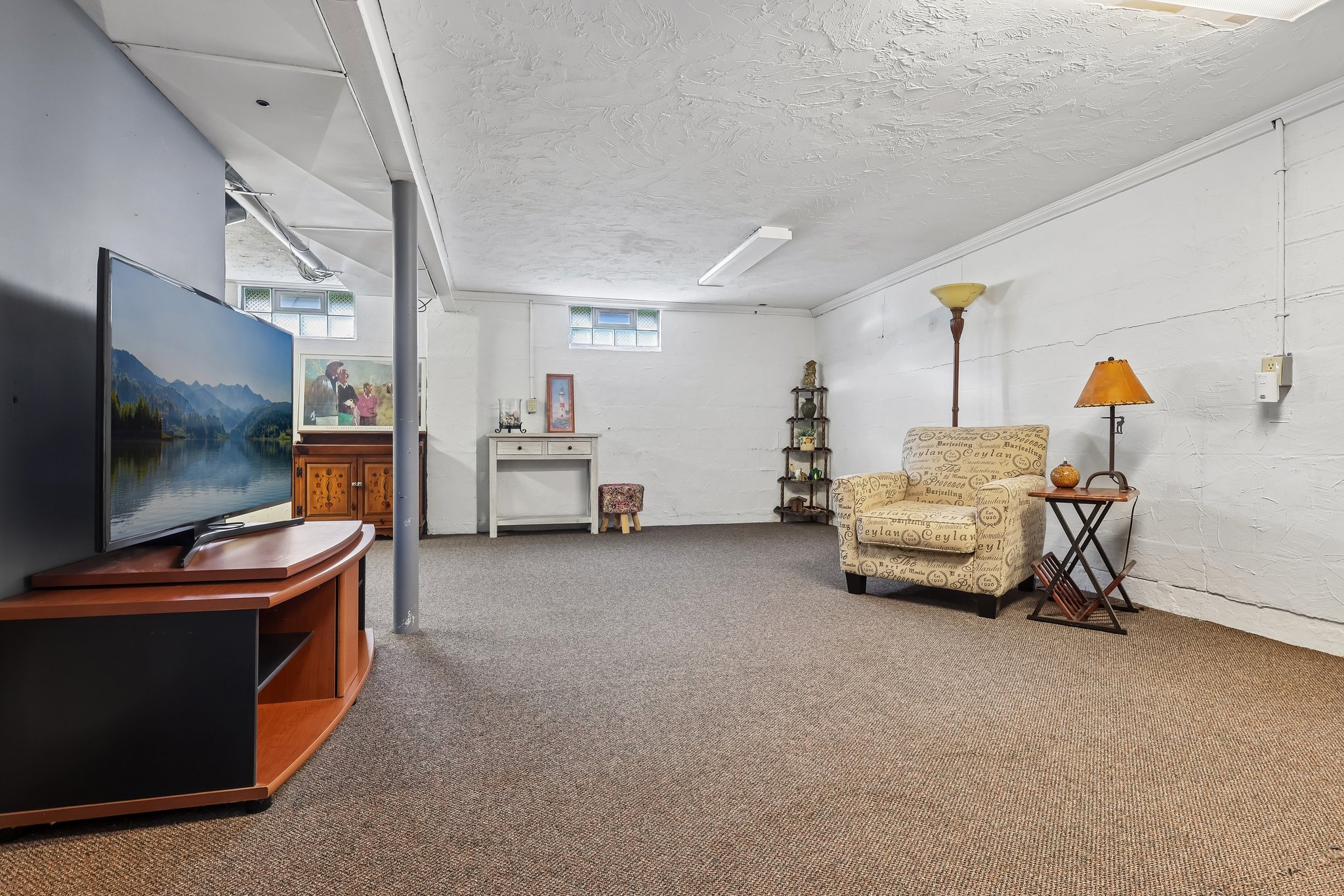 Parkwood Ave-S2909-021.jpg