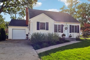 Parkwood Ave-S2909-003.jpg