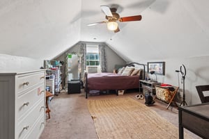 Parkwood Ave-S2909-011.jpg