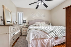 Parkwood Ave-S2909-017.jpg