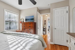 Parkwood Ave-S2909-019.jpg