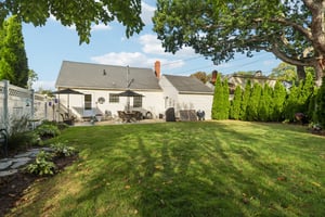Parkwood Ave-S2909-030.jpg