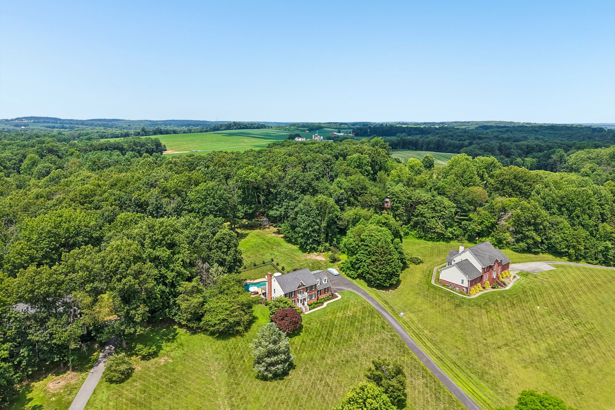 Foxmoor Dr-S3006-065.jpg