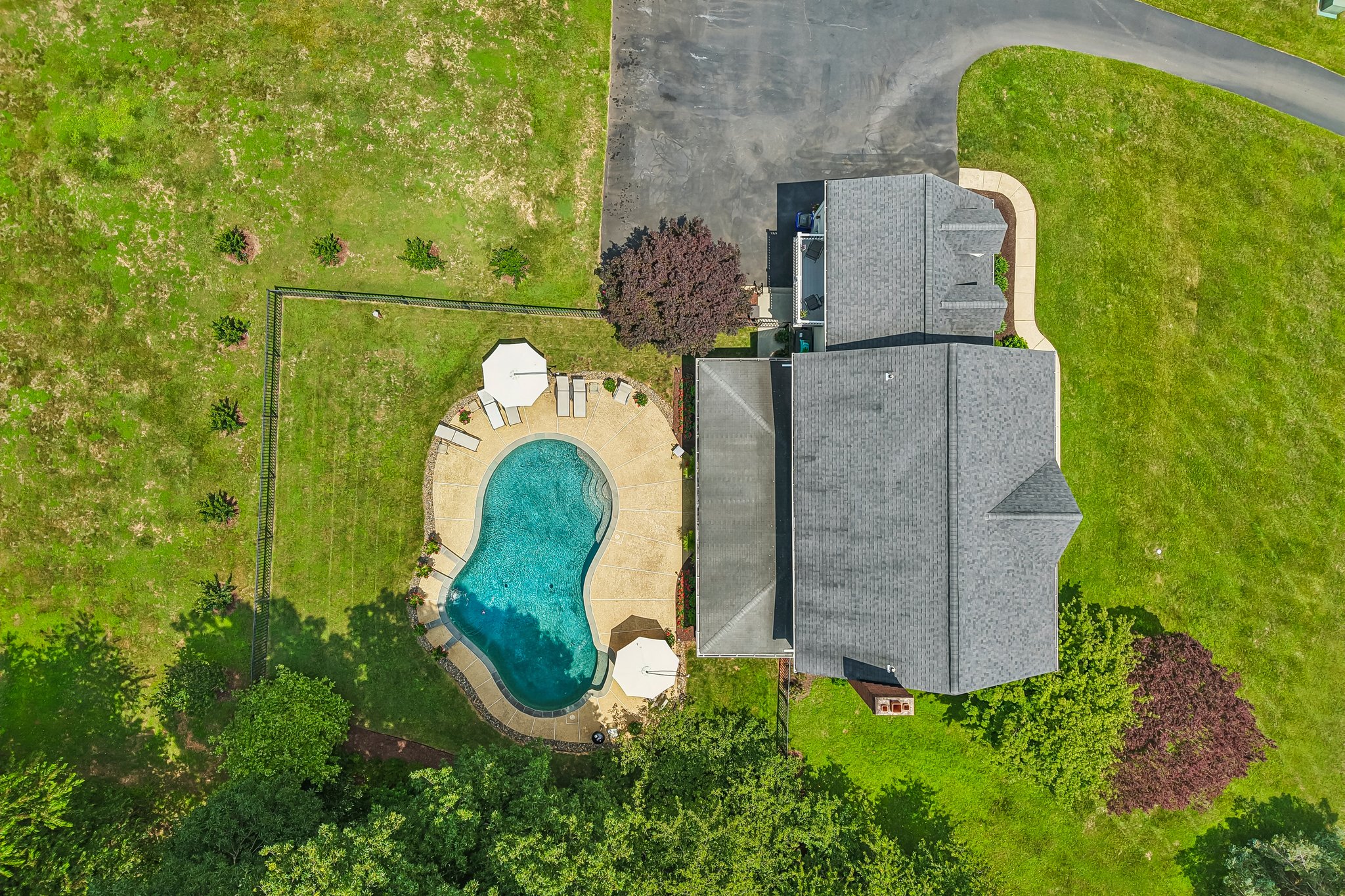 Foxmoor Dr-S3006-077.jpg