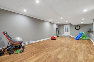 Foxmoor Dr-S3006-046.jpg