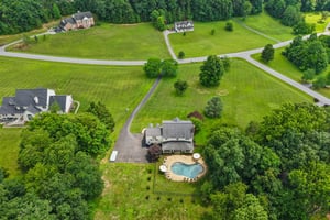 Foxmoor Dr-S3006-088.jpg