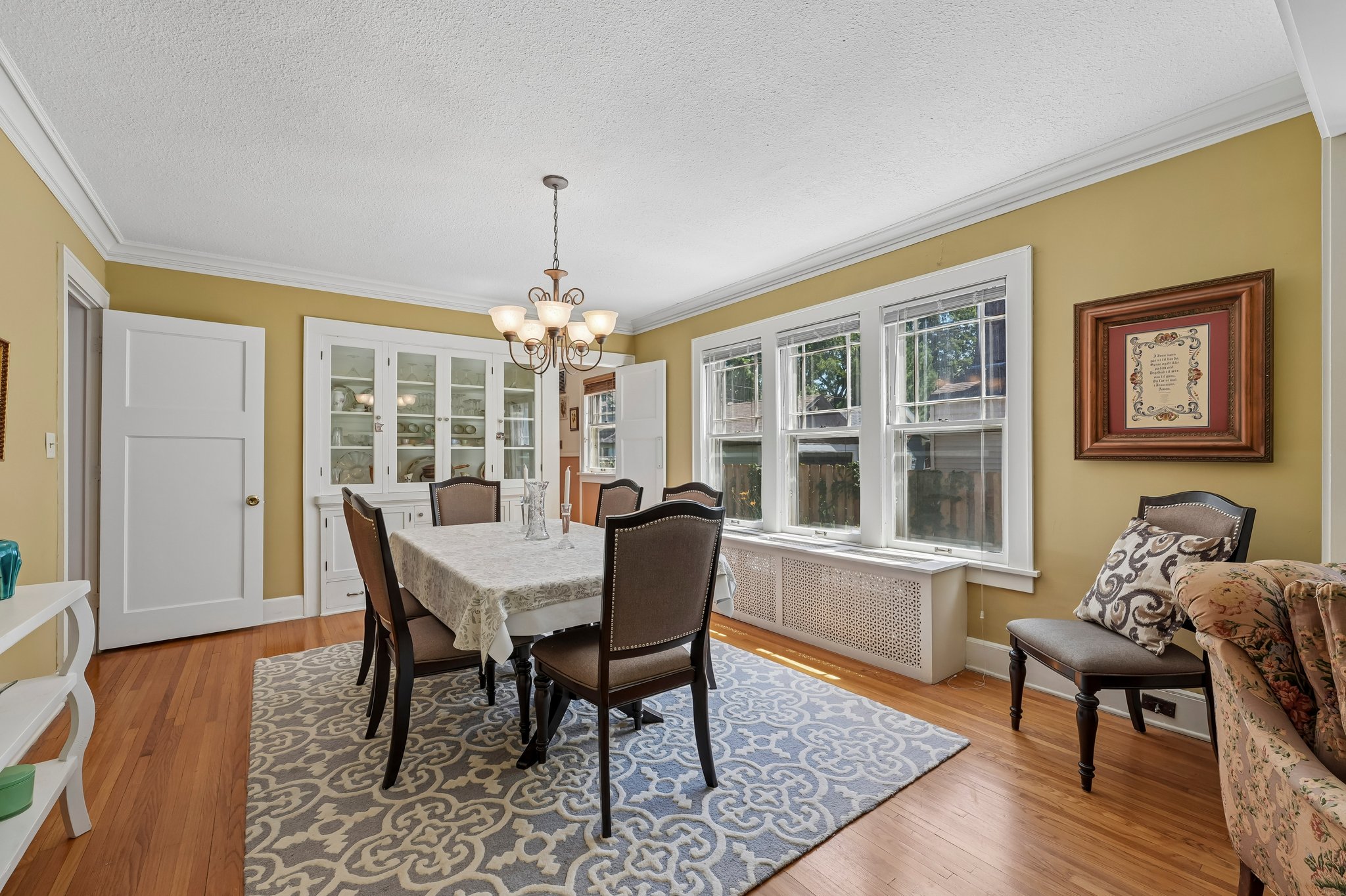James Ave S 1-S1407-014.jpg