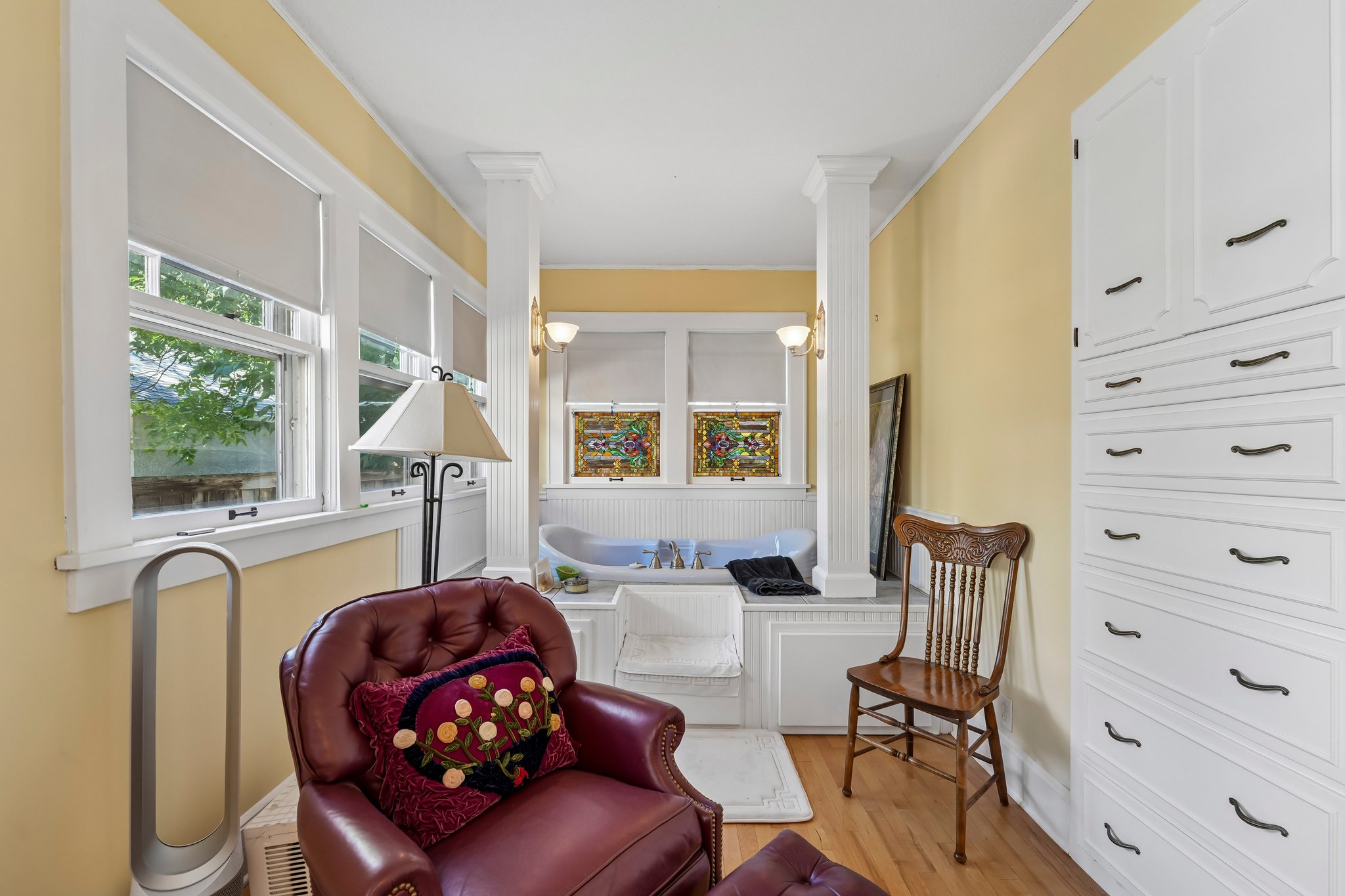 James Ave S 1-S1407-027.jpg