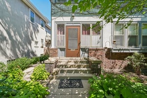 James Ave S 1-S1407-006.jpg
