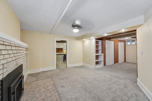 James Ave S 1-S1407-036.jpg