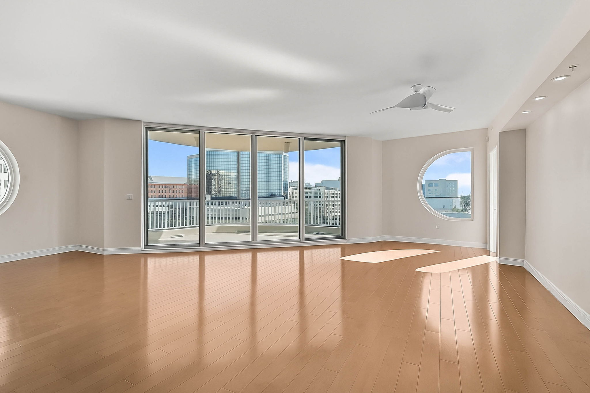 1771 Ringling Blvd, Unit #704 - Virtual Removal-12