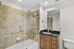 750 N Tamiami Trl - Unit #1516-21