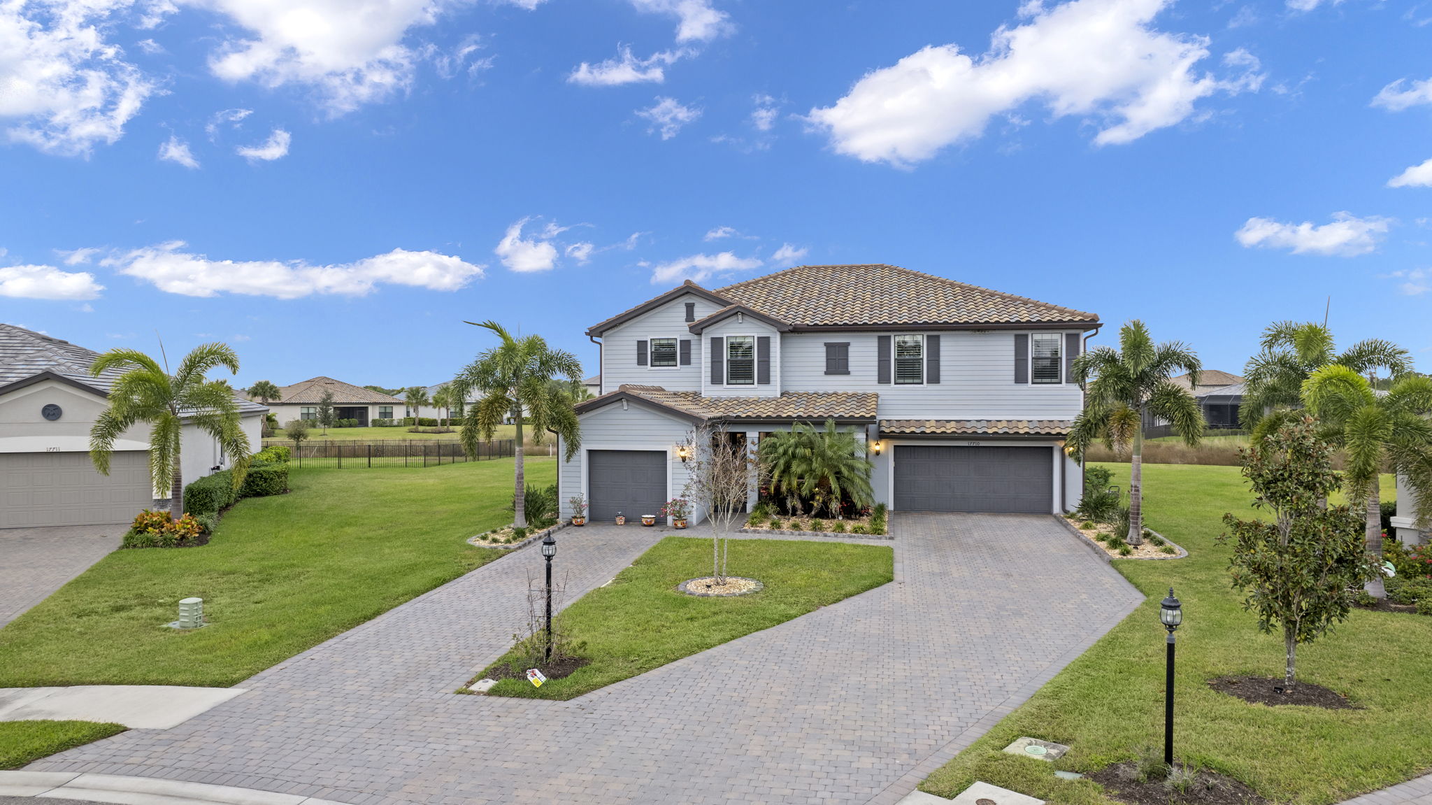 Aerial Front Exterior (1)