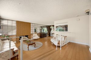 Foyer/Dining/Living Room