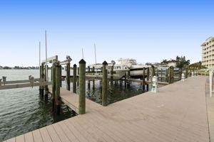  Photo 139