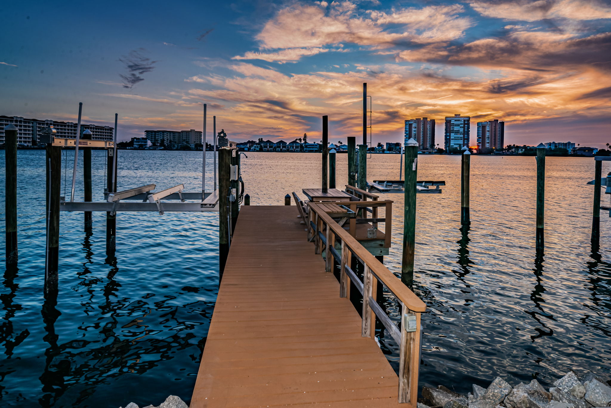 Dock10