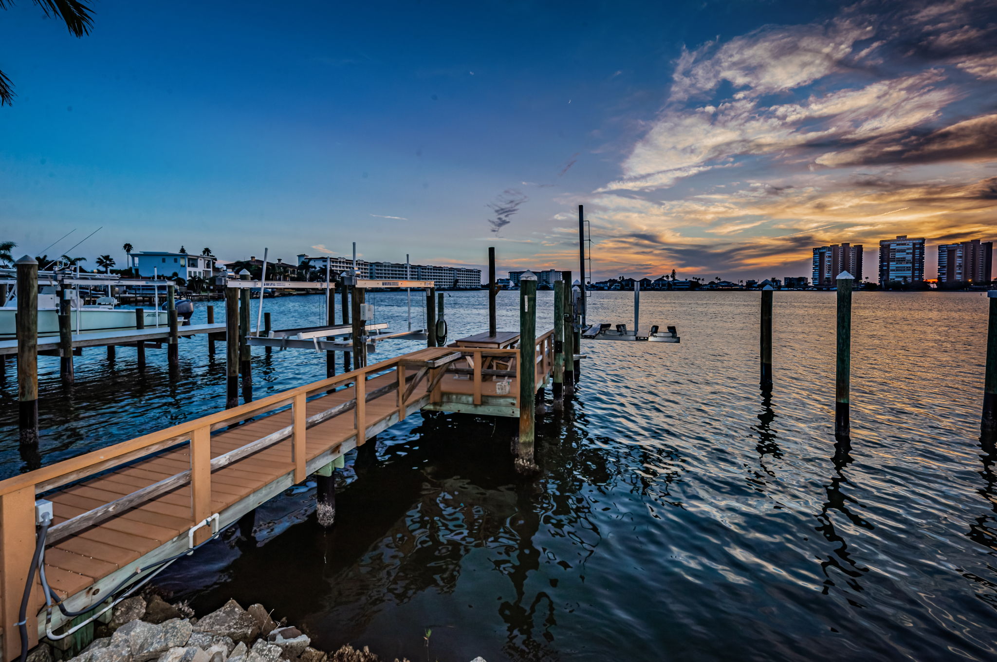 Dock Water View12