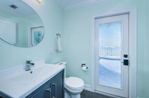 Bathroom 2b