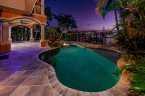 Pool18