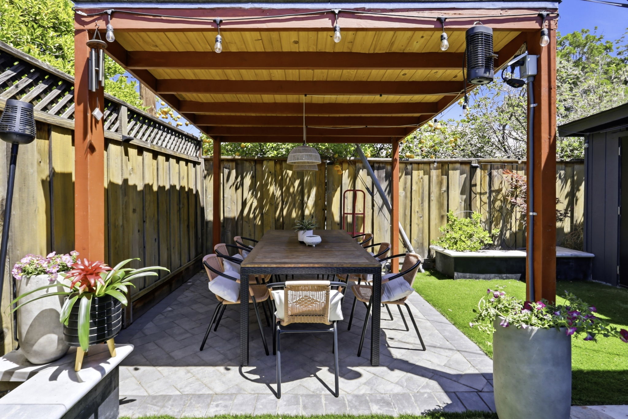 Outdoor Dining Area