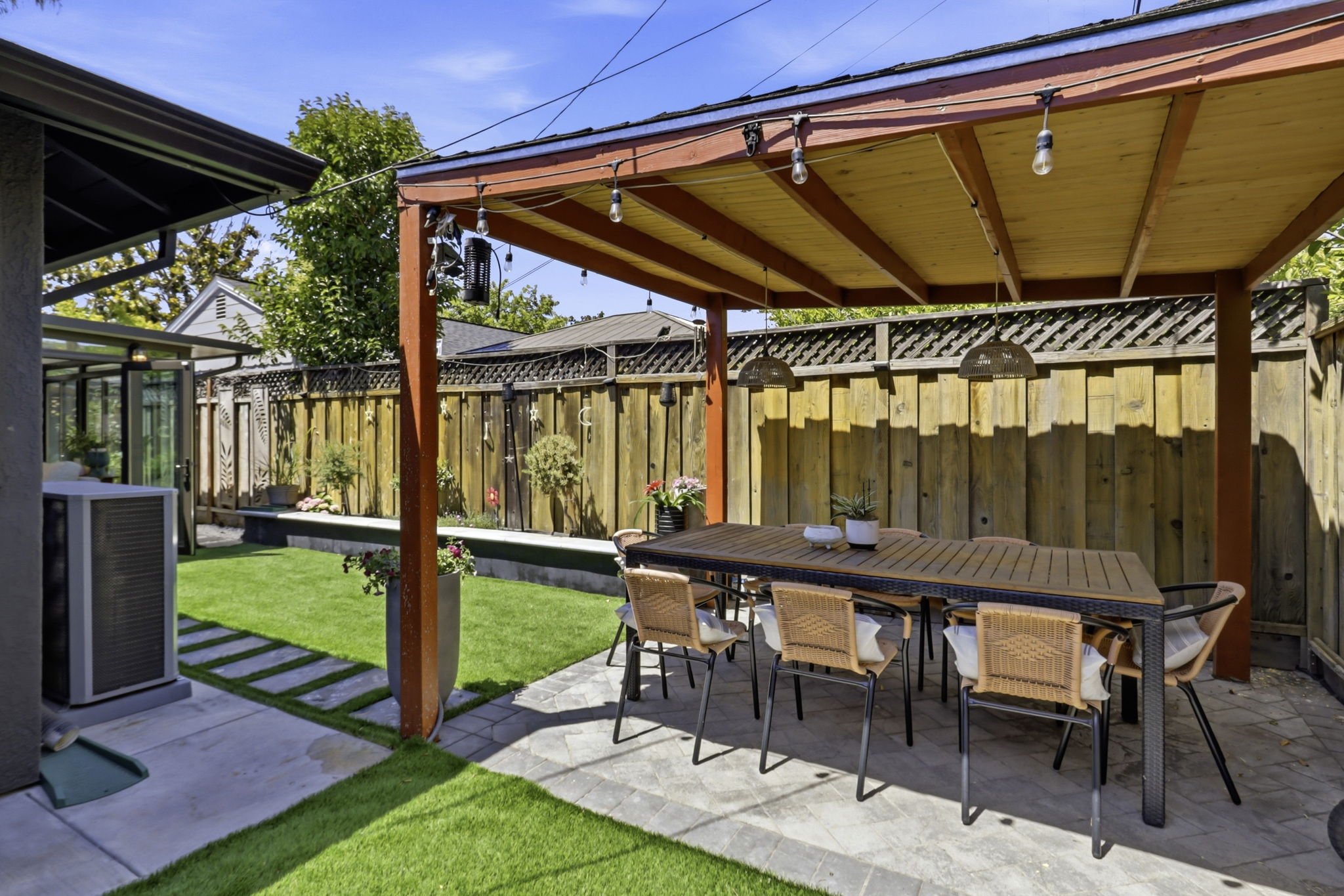 Outdoor Dining Area