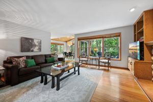  Photo 35