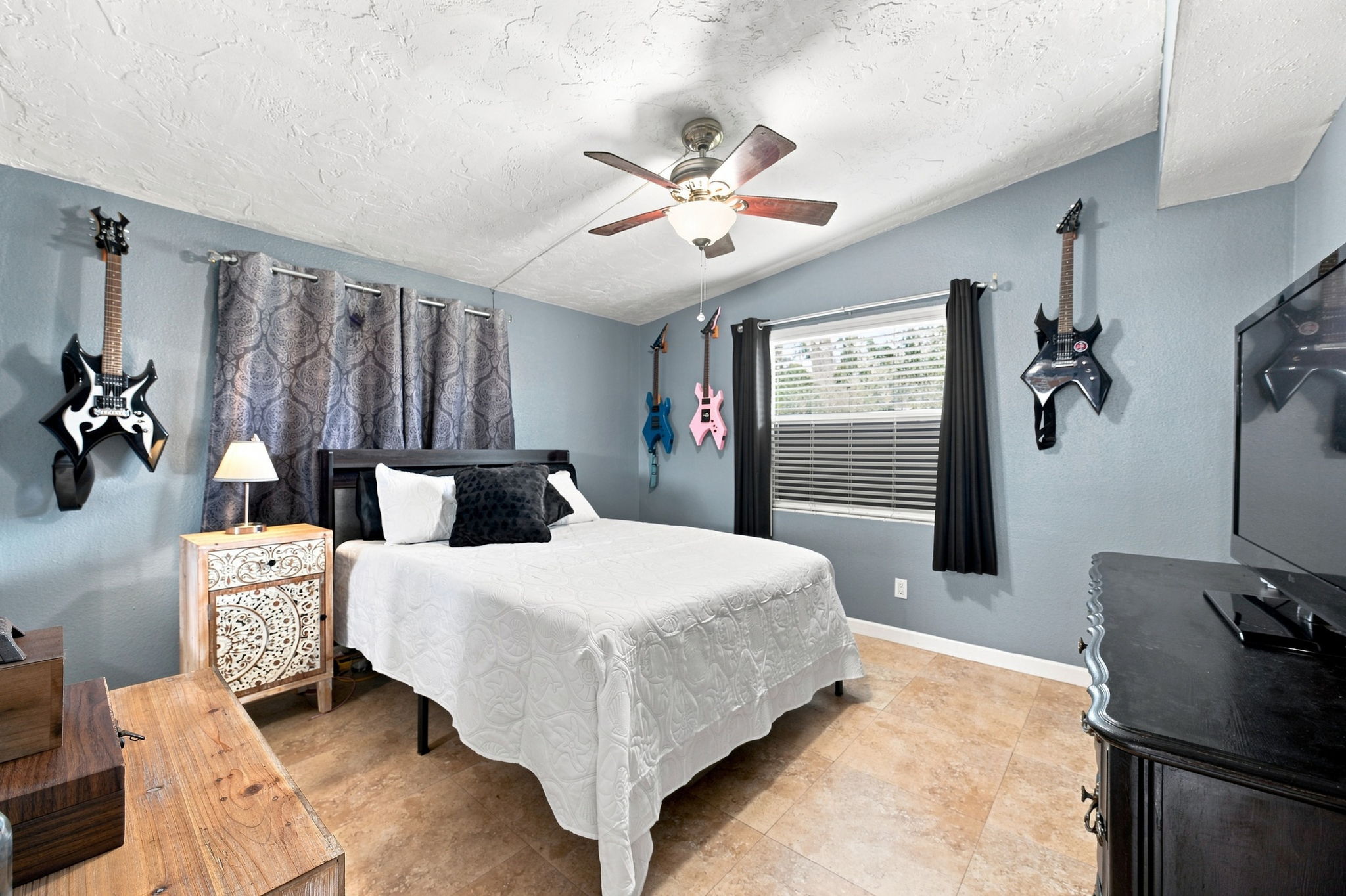 Bedroom1a