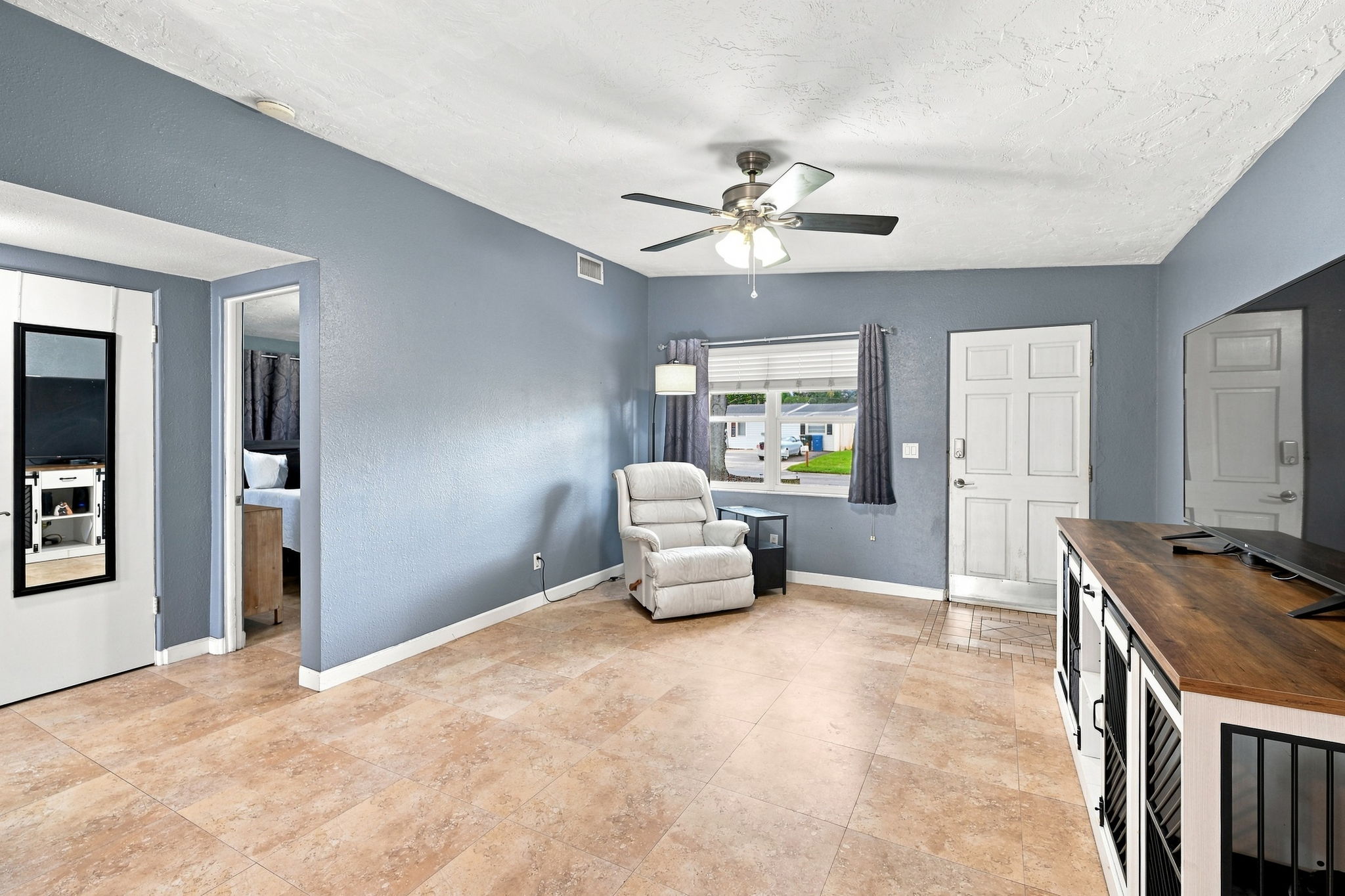 Living Room2
