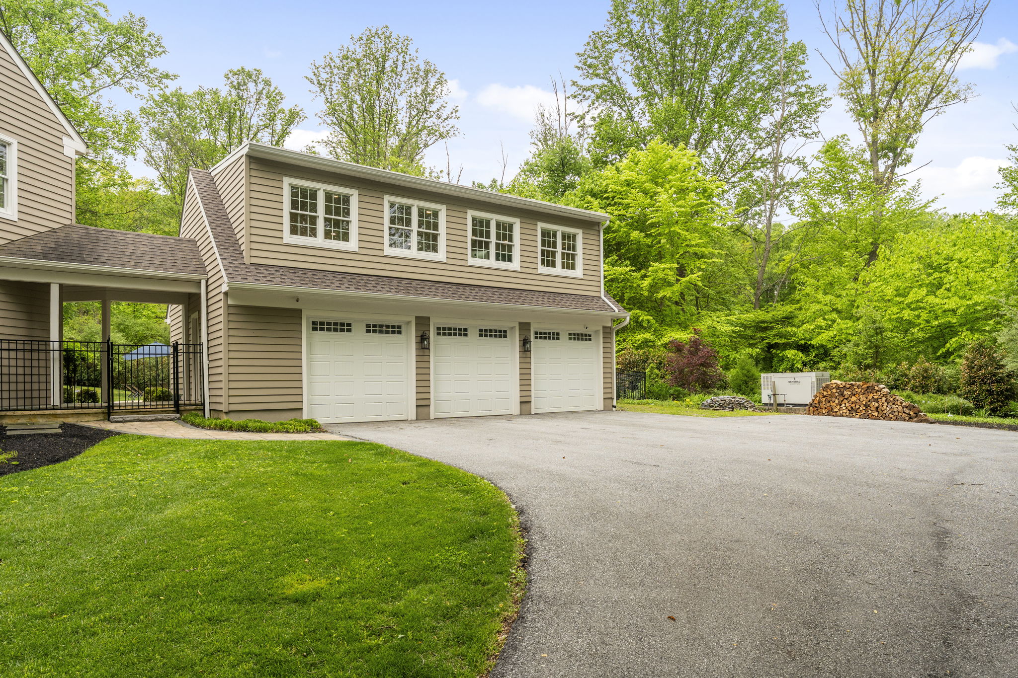 3 Bay Garage With Finished Office/Guest Suite