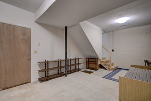  Photo 35
