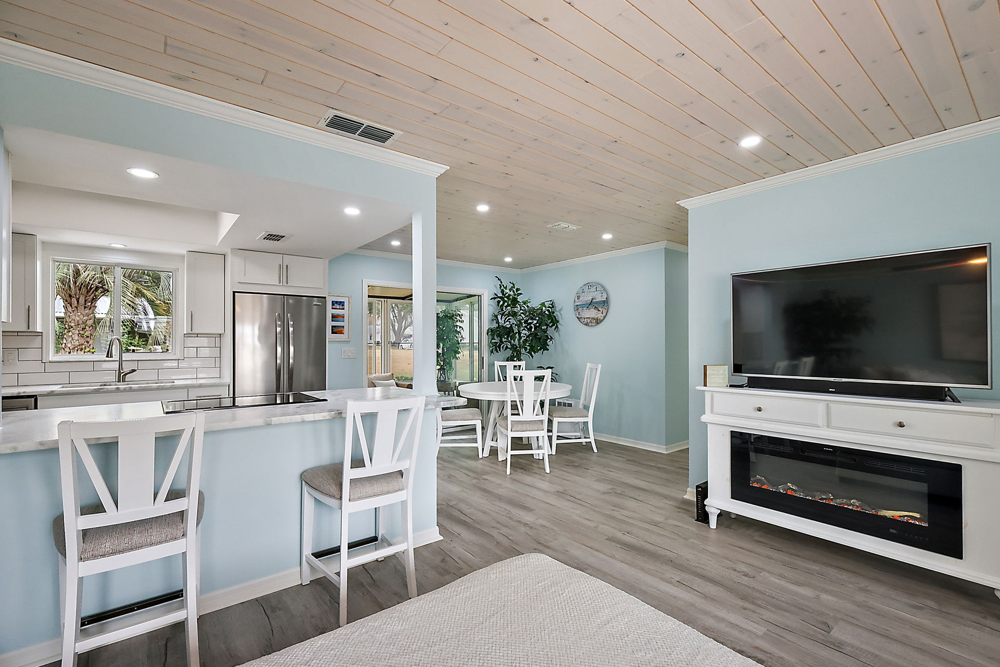 Dining Room/Kitchen