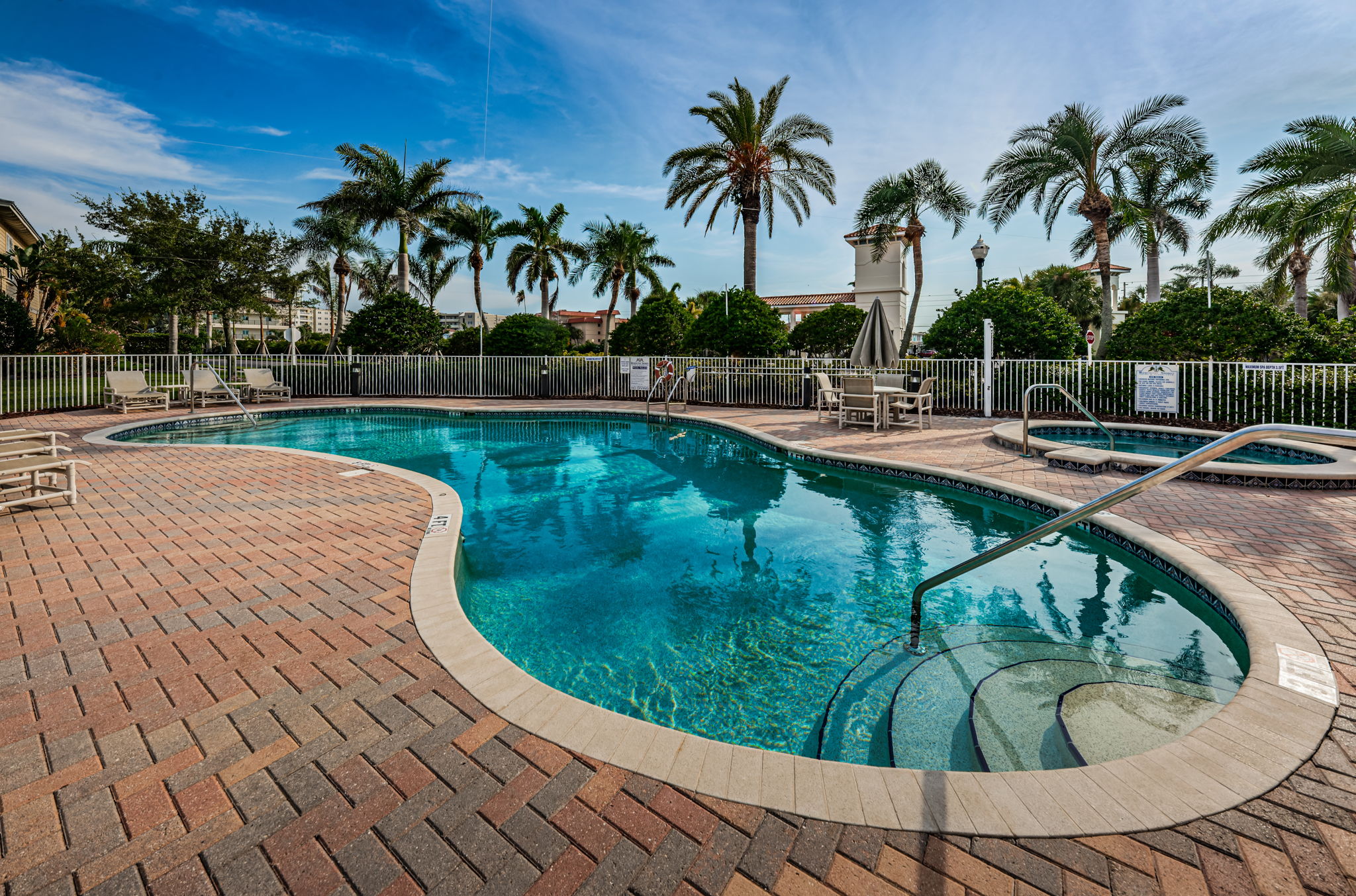 30-Pool