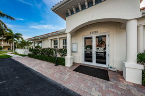 12-Clubhouse