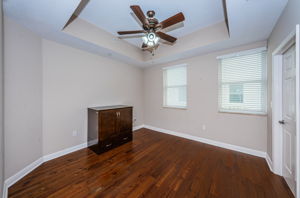 Guest Bedroom3a