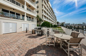 Grilling Area2