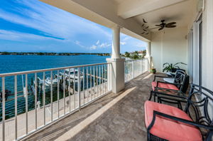 Living Room Balcony1